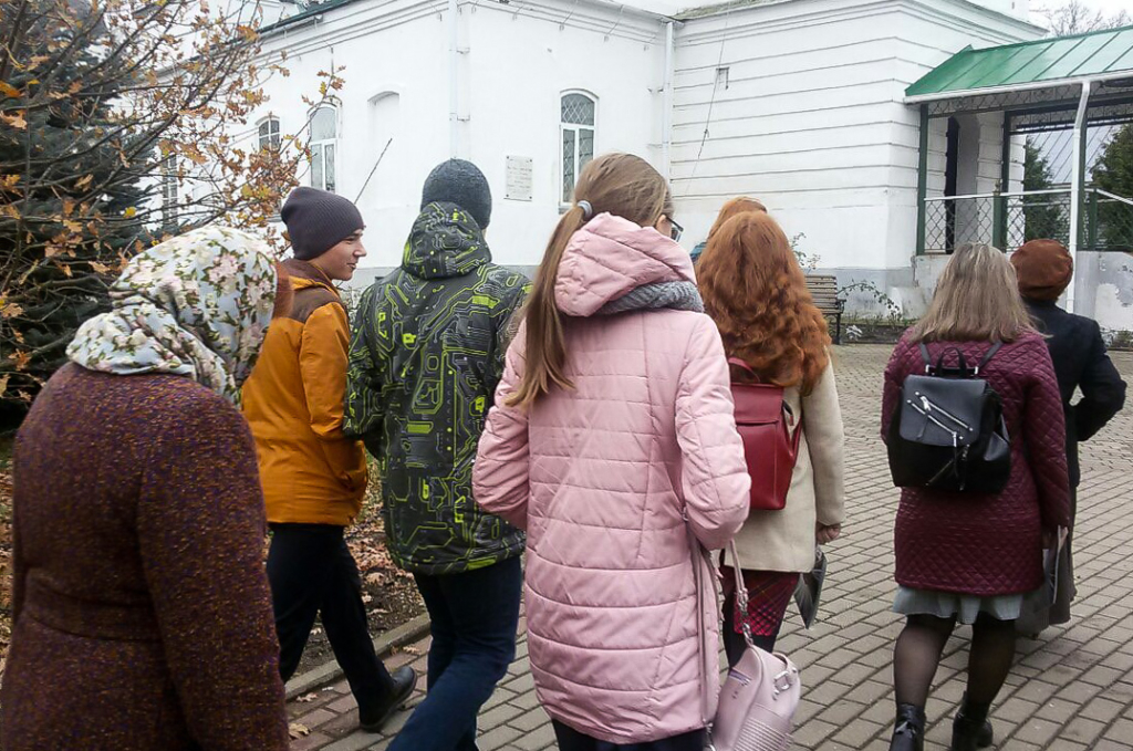 Делегация Хиславичского благочиния приняла участие в Молодёжном образовательно-практическом форуме
