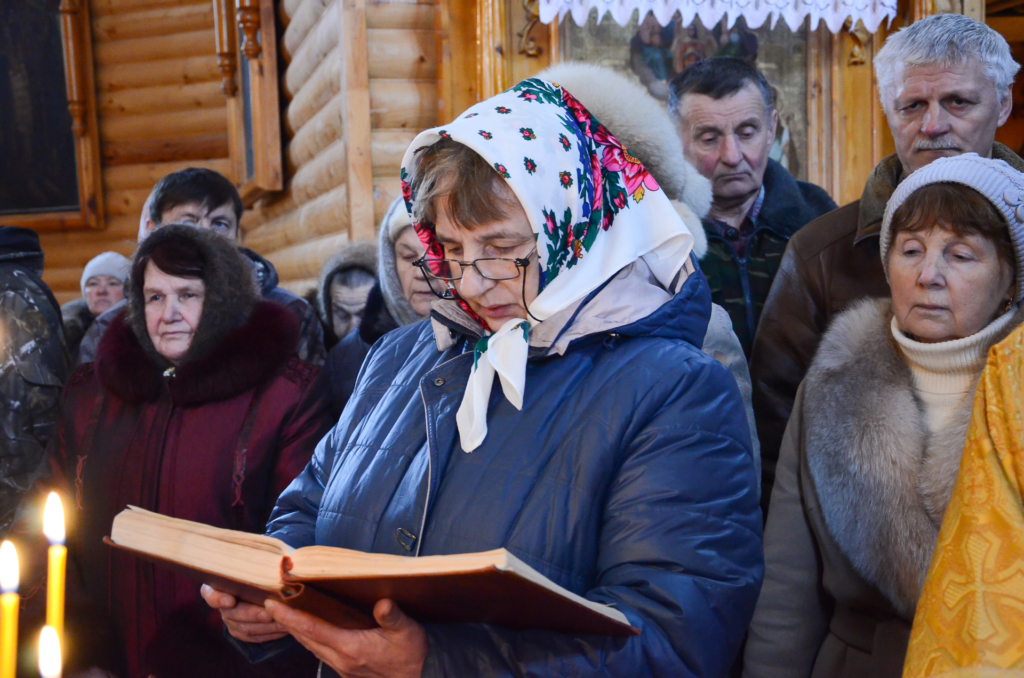 В праздник Крещения Господня в Хиславичах совершена Литургия и чин великого освящения воды