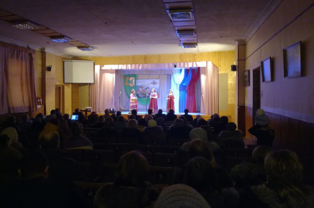 В Хиславичах отпраздновали День защитника Отечества