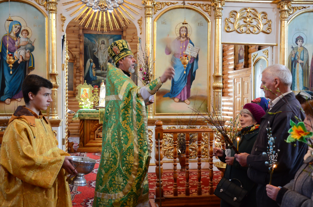 Вербное воскресенье в Борисоглебском храме поселка Хиславичи