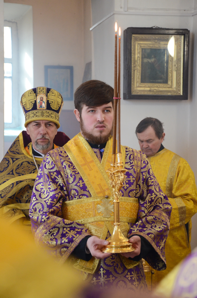Епископ Мелетий совершил Божественную литургию в Монастырщине