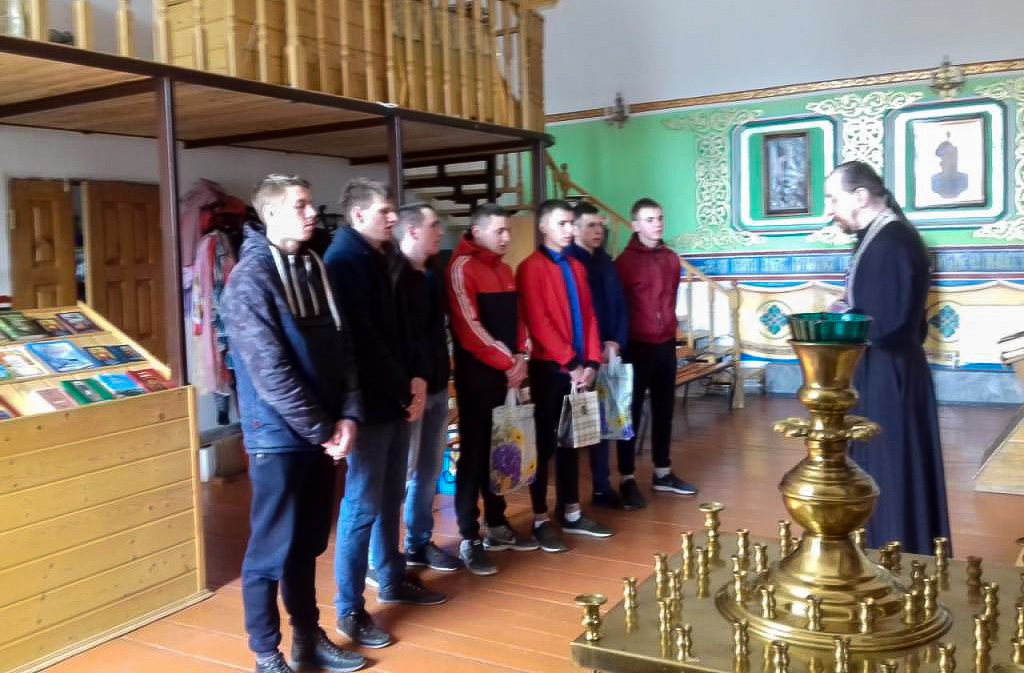 В поселке Шумячи прошел районный «День призывника»