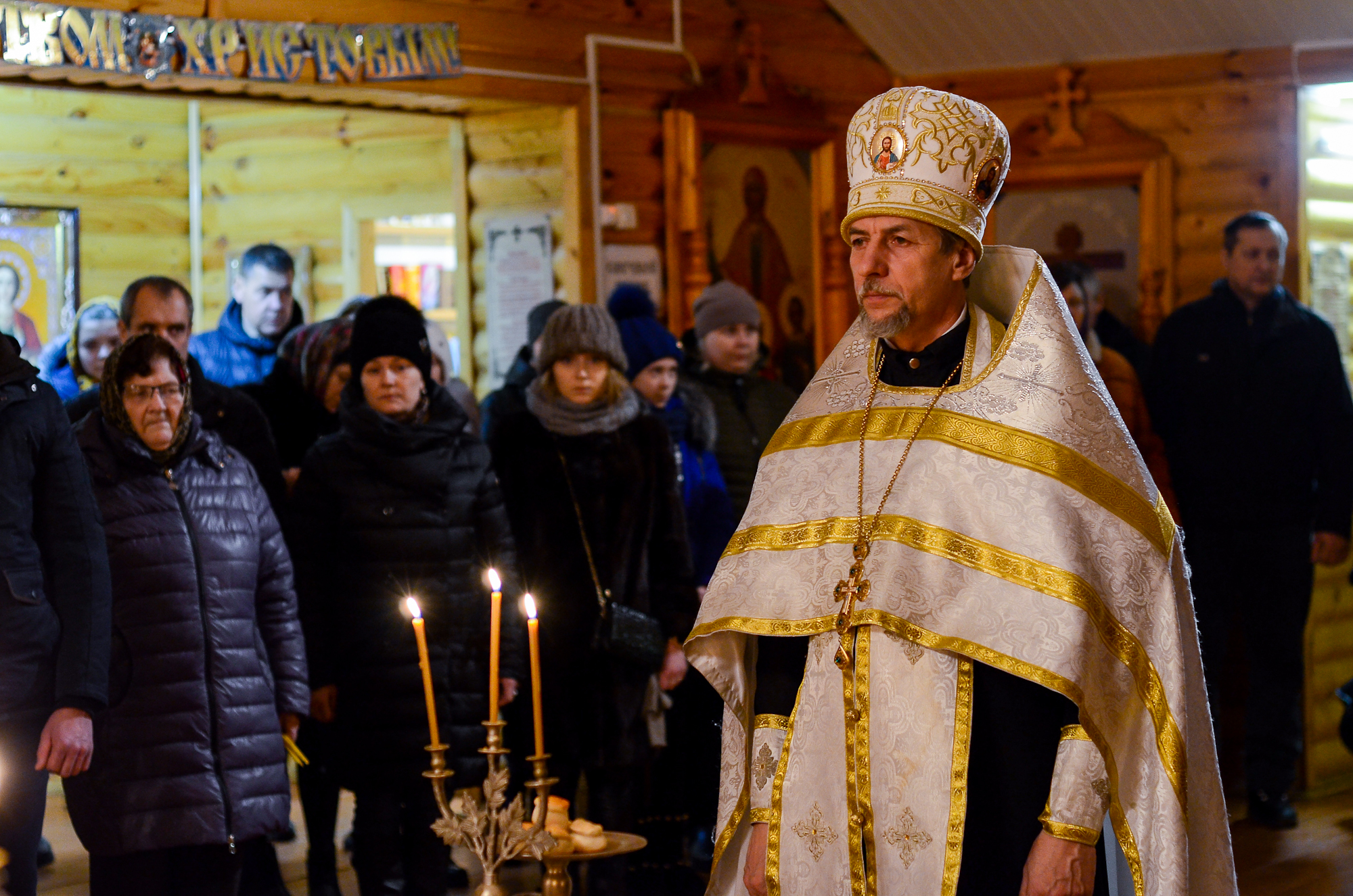Великое повечерие и утреню Рождества Христова отслужили в Хиславичах
