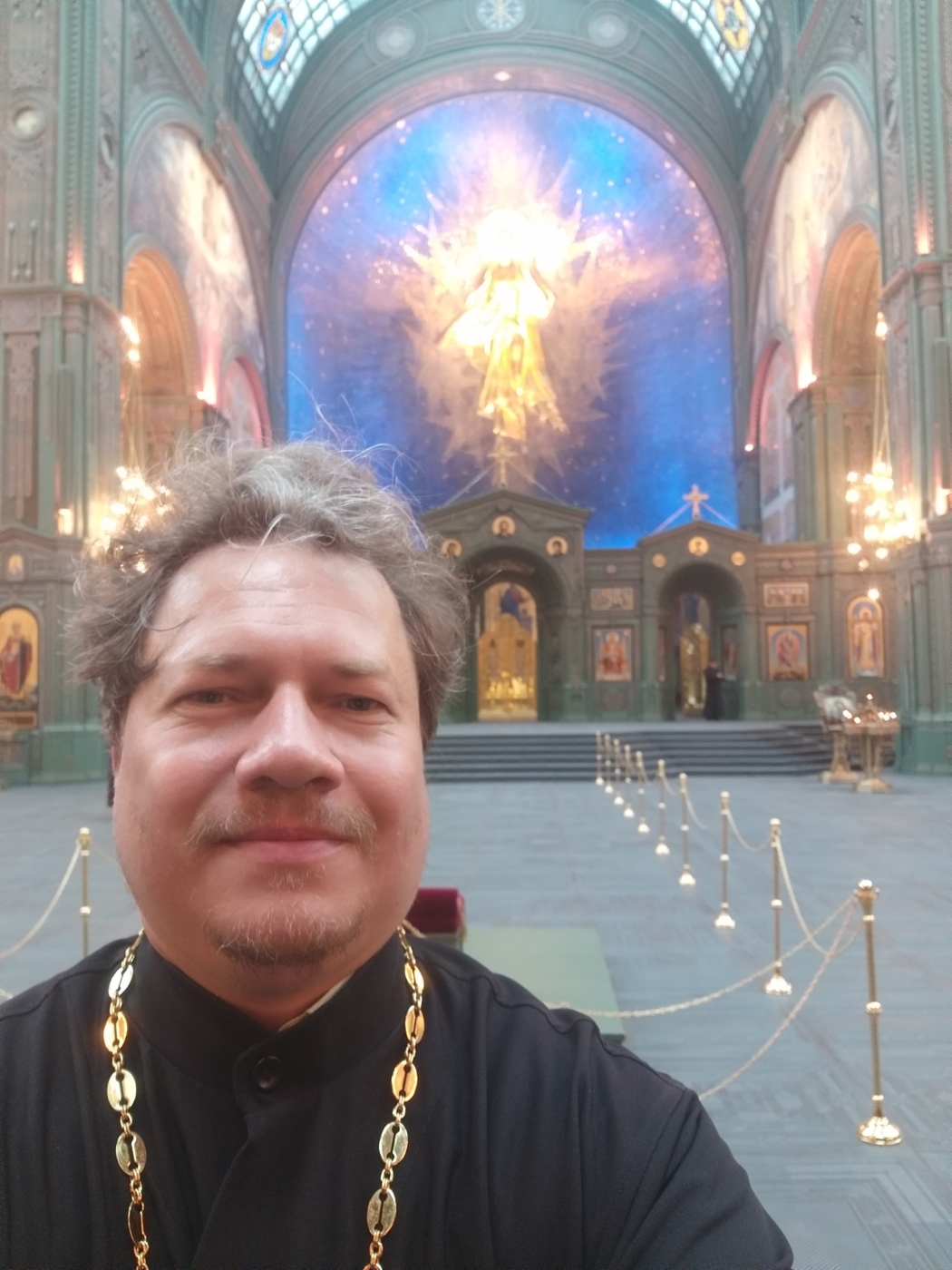 Паломническая поездка прихожан Успенского храма поселка Монастырщины в главный храм Вооруженных сил РФ