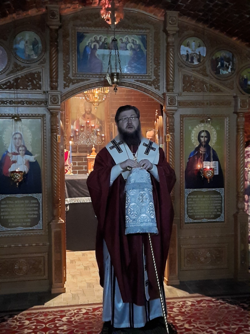 Архиерейская Литургия Преждеосвященных Даров в Корсиках